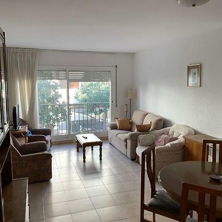 Apartamento Cambrilsfornia Apartment Екстериор снимка