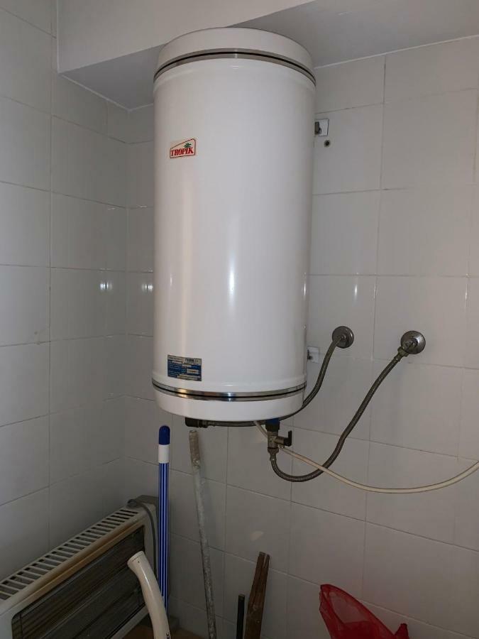 Apartamento Cambrilsfornia Apartment Екстериор снимка