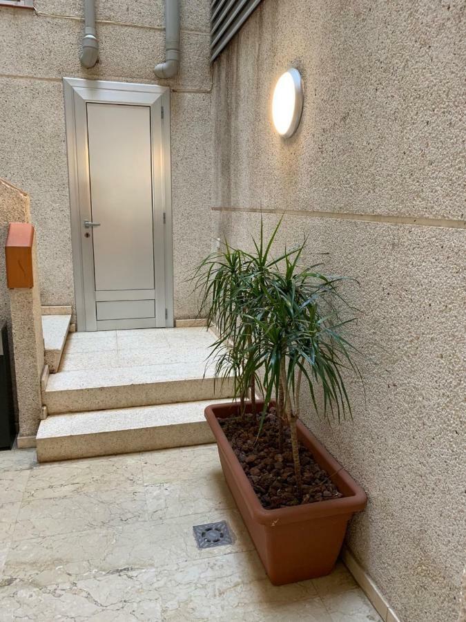 Apartamento Cambrilsfornia Apartment Екстериор снимка