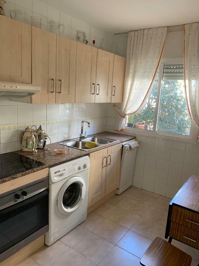 Apartamento Cambrilsfornia Apartment Екстериор снимка